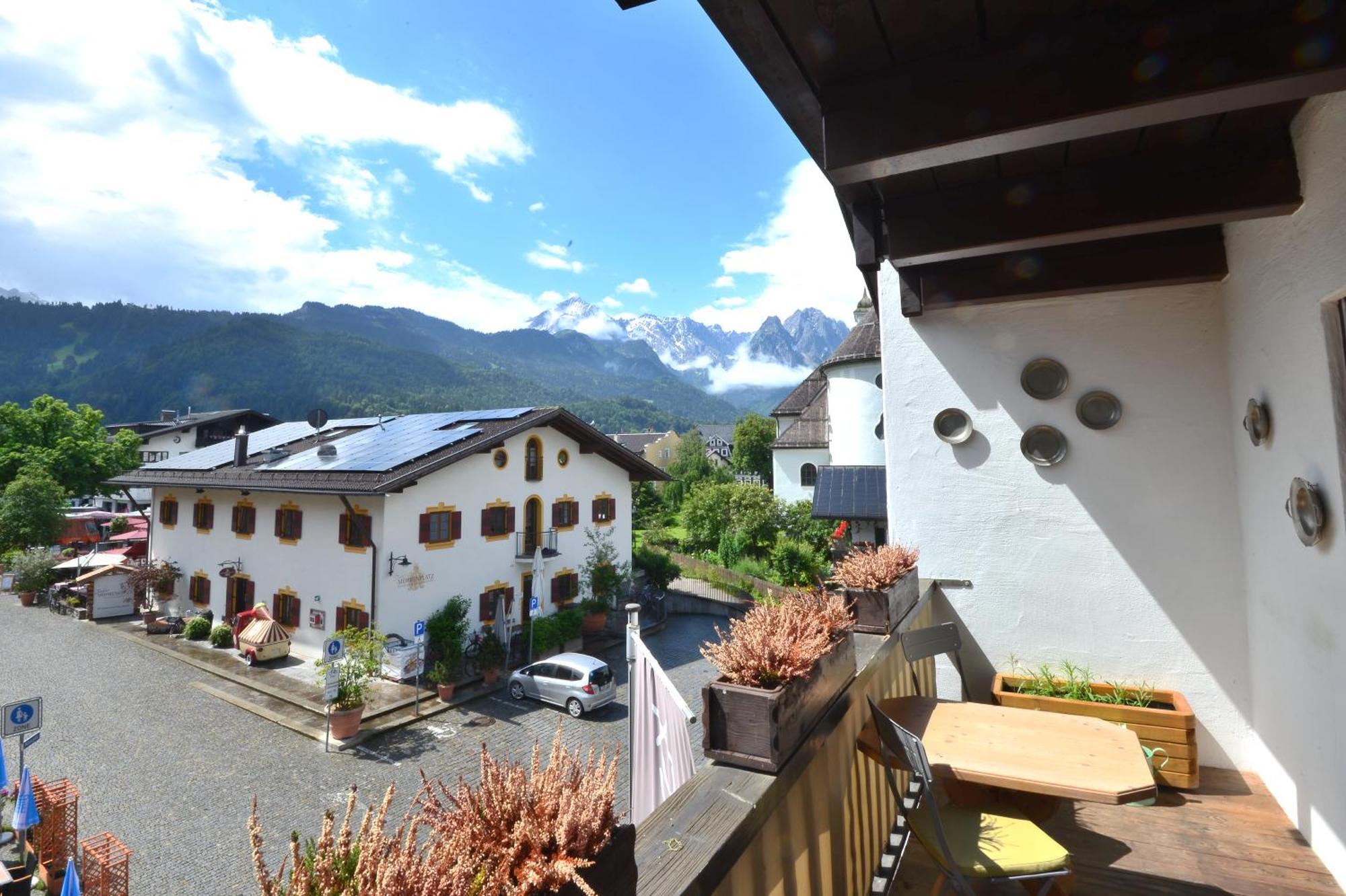 Kandinsky Apartment Garmisch-Partenkirchen Buitenkant foto